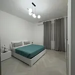 Olympo House Con Balcone Apartament *