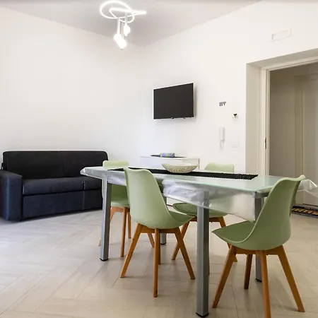 アパート Olympo House Con Balcone